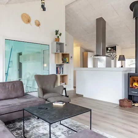 Falkevej Iv Holiday home