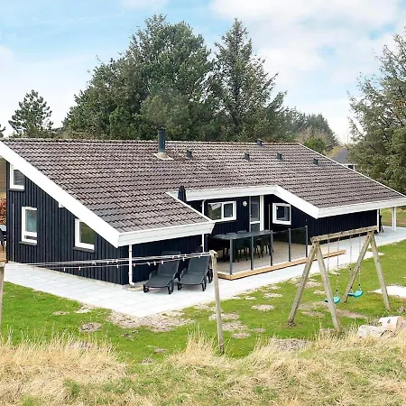 Falkevej Iv Holiday home