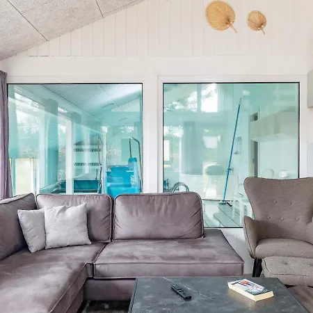Holiday home Falkevej Iv Terpet